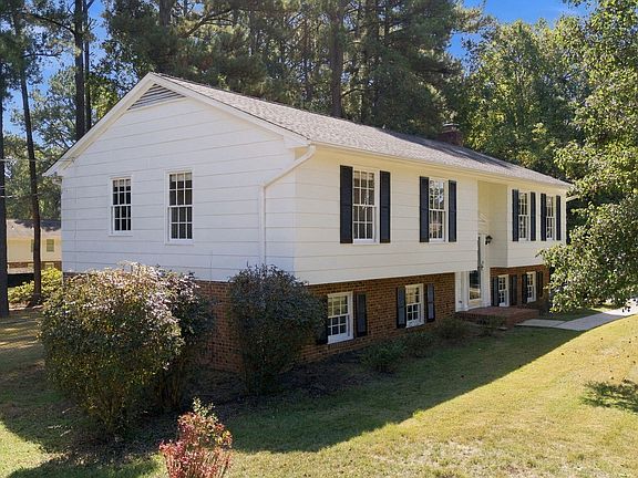 3rd image of 1507 Vandora Springs Rd