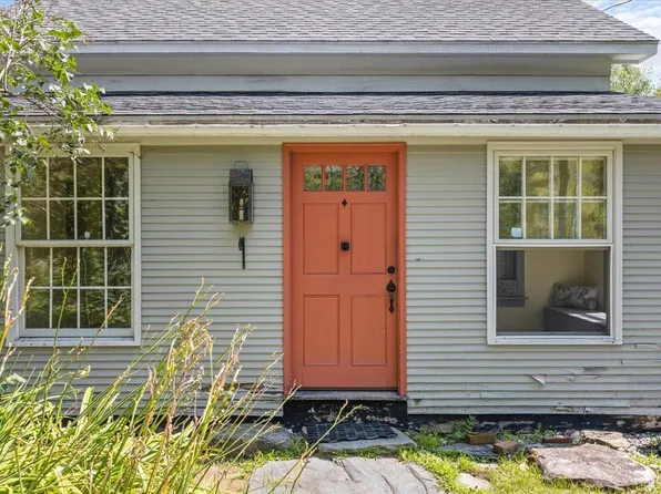 280 King Road, Fletcher, VT 05444