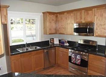 3rd image of 15929 2nd Ave NE