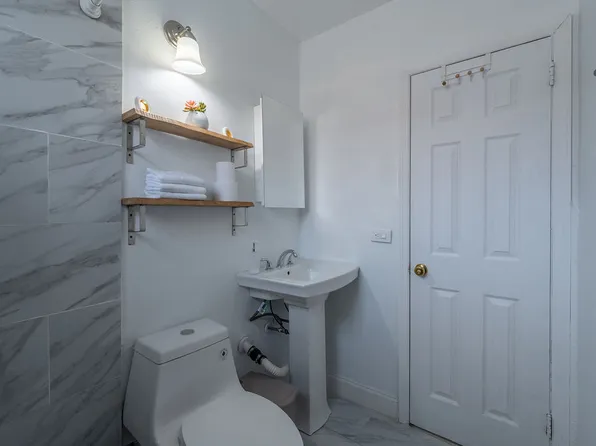 (undisclosed Address), Miami, FL 33162