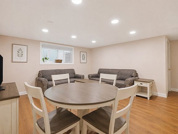 5th image of 60 Bryon Rd APT 1