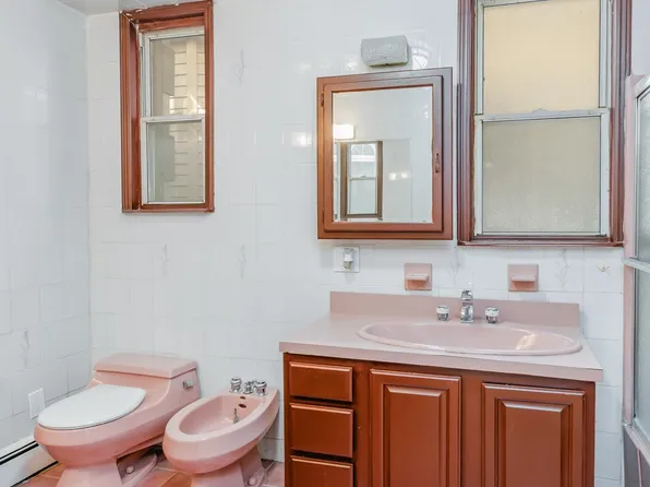 793 Kennedy Boulevard image 26 of 42