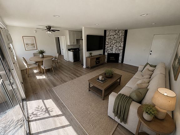 3rd image of 3725 Glendon Ave APT 207