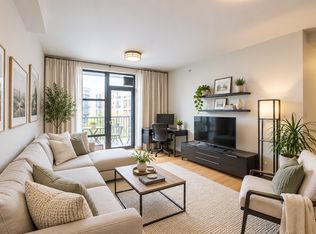 999 Willoughby Ave APT 2C, Brooklyn, NY 11221