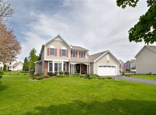 237 Pickering St, Canandaigua, NY 14424