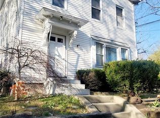 127 Wilbur Ave, Cranston, RI 02920