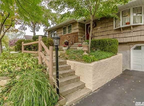 3rd image of 43 Sunflower Dr