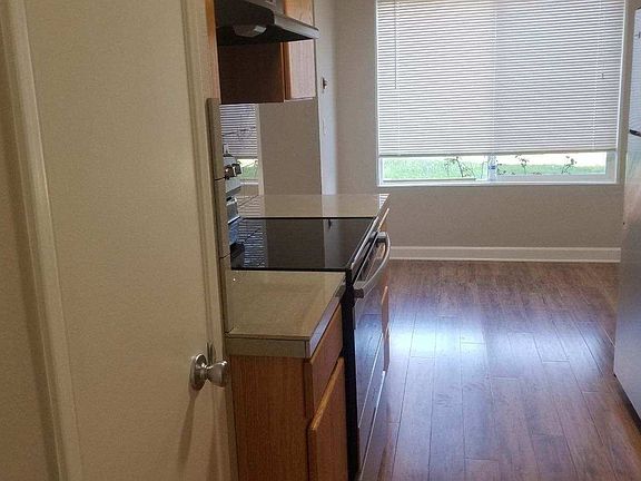 3rd image of 550 SW Edmunston St APT 18