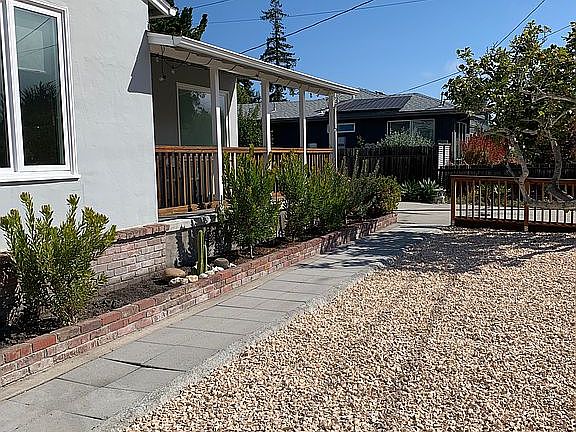 4th image of 221 Glenwood Ave