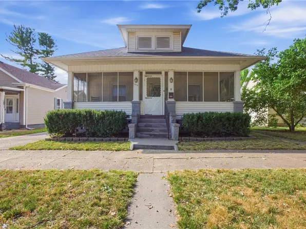 613 Lafayette Ave, Mattoon, IL 61938