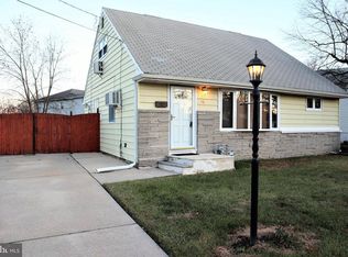 10 Fleetwood Dr, Hamilton, NJ 08690