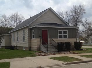 2629 Parkridge Ave, Marinette, WI 54143
