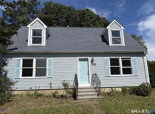 106 Deerfield Ridge Drive, Groton, CT 06355