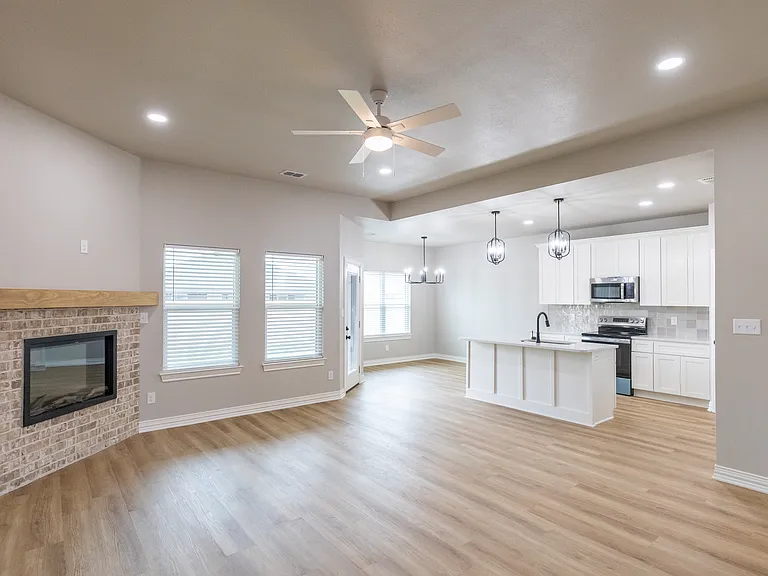 7717 Sawdust Trl — Photo 4