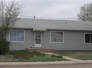 611 N Campbell St, Lakin, KS 67860
