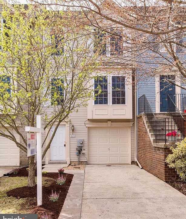 1st image of 913 Mercer Dr