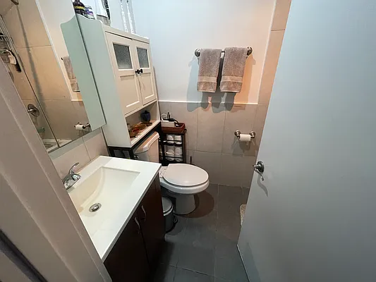 Rented by Belvedere Bridge Realty, LLC | media 5