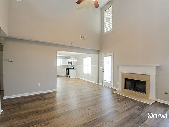 4th image of 309 Bainbridge Cir