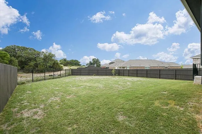 2108 Golden Grain Ln — Photo 27