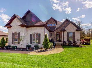 24 Harbor Point, Lebanon, TN 37087