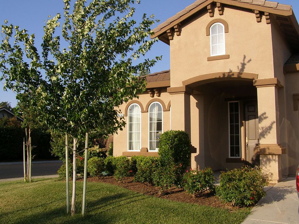 2nd image of 8927 Wood Lily Way