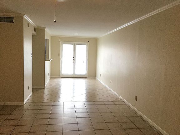 2nd image of 14600 Fonmeadow Dr APT 506