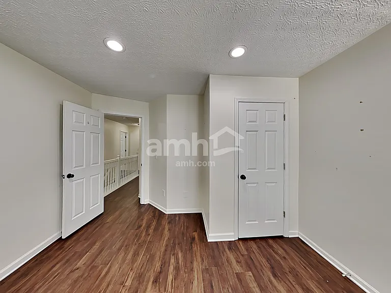 5232 Dietrich Ave — Photo 19
