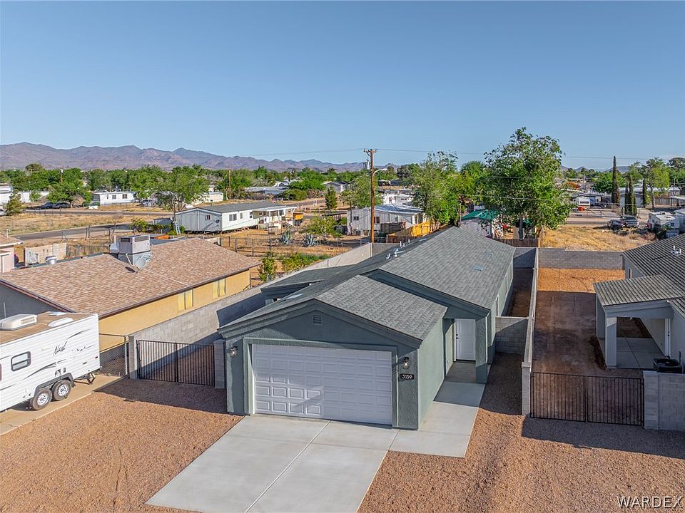 1st image of 3139 E Thompson Avenue