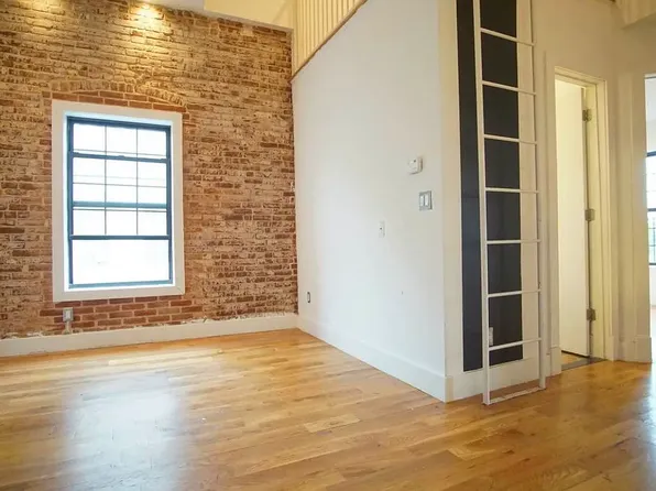 504 Warren Street image 1 of 14