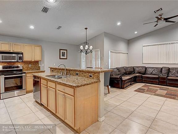 4th image of 6024 NW 75th Ct