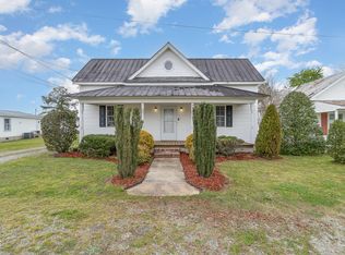 79 E Dooley St, Coats, NC 27521