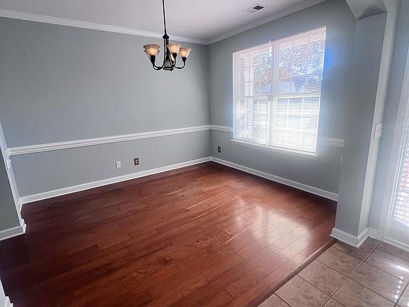 2520 Sugar Creek Dining Room_01202025