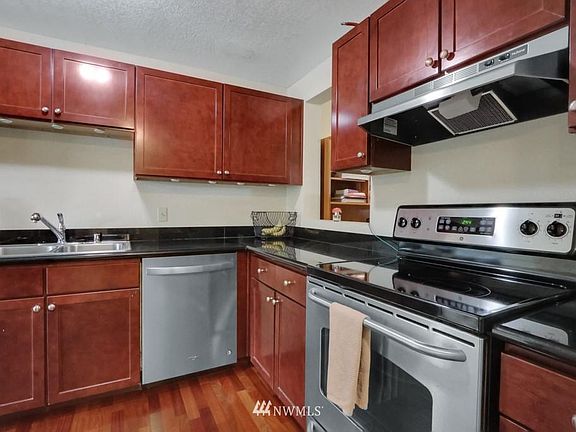 5th image of 1216 S 237th Ln APT 1401