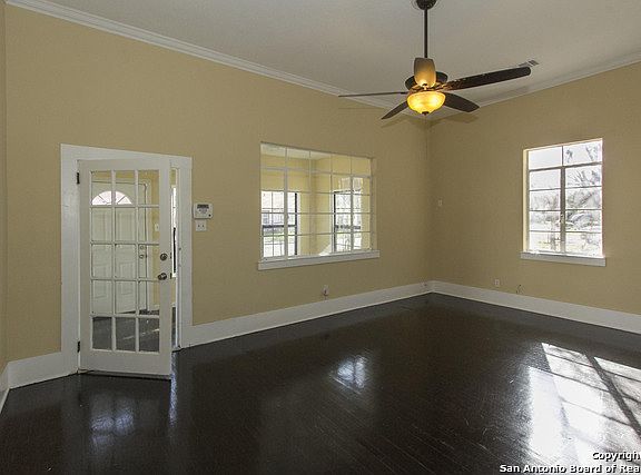 4th image of 343 Belmont St