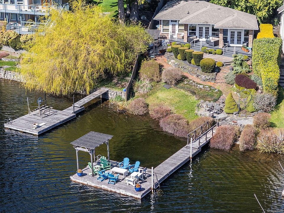 1st image of 2308 Renfrew Rd
