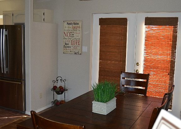 3rd image of 5009 Evergreen Dr
