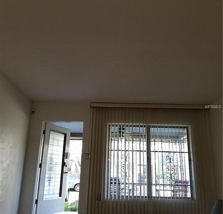 3rd image of 806 E Pine St