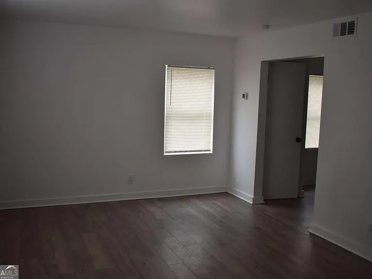 1156 Triple Hill Dr #E — Photo 2