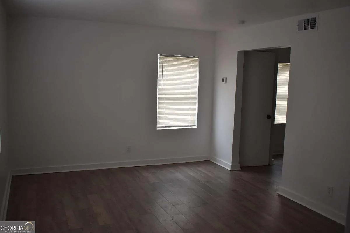 Building Photo - 1156 Triple Hill Dr #E