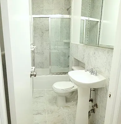 Rented by HOME RESIDENTIAL LLC | media 4