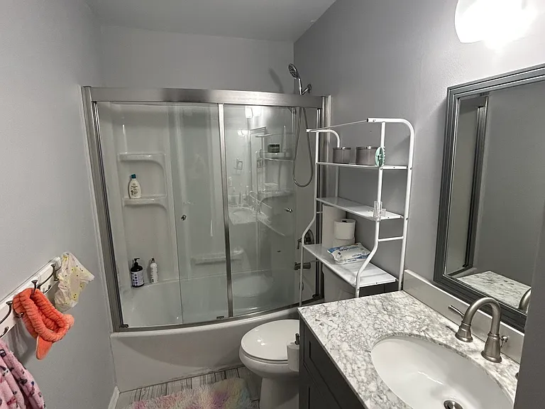 448 Saint Giles Ct — Photo 18
