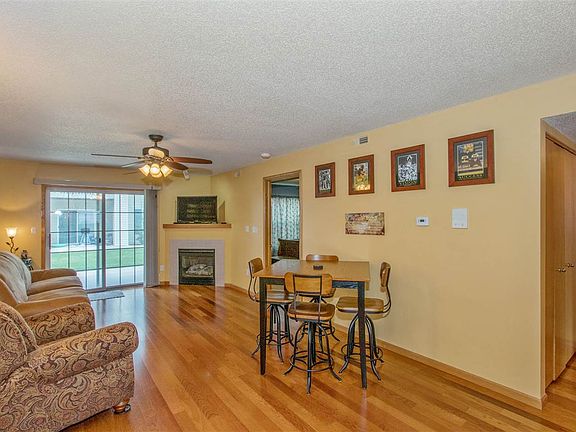 3rd image of 110 Cherry Ct APT 2
