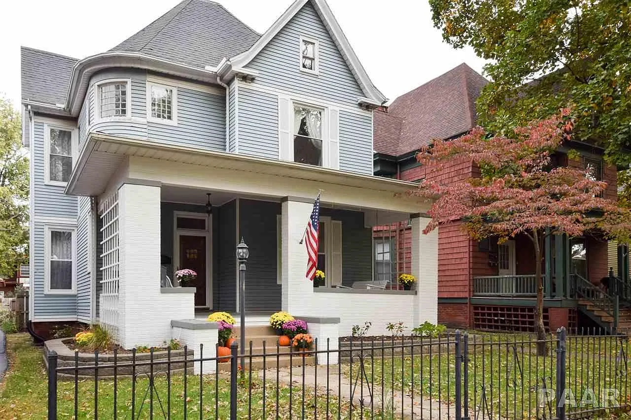 1525 W Callender Ave photo 1