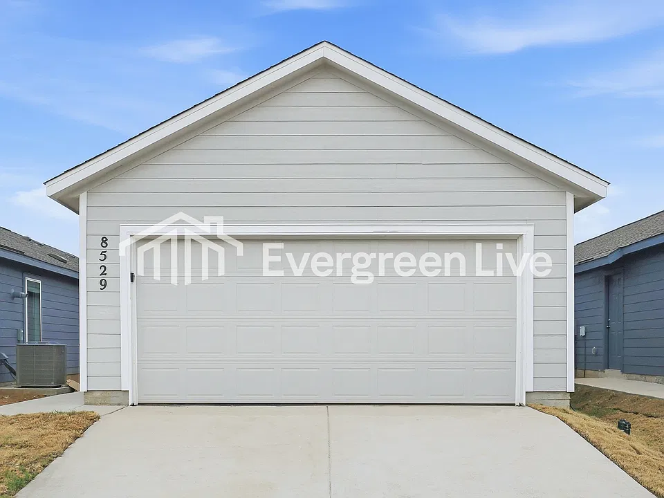 8529 Eucalyptus Hls