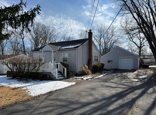 7157 Douglas St, West Chester, OH 45069