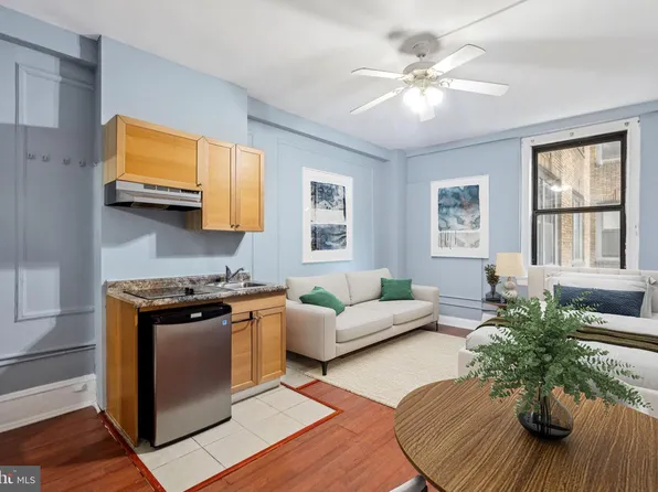 1324 Locust St APT 630, Philadelphia, PA 19107