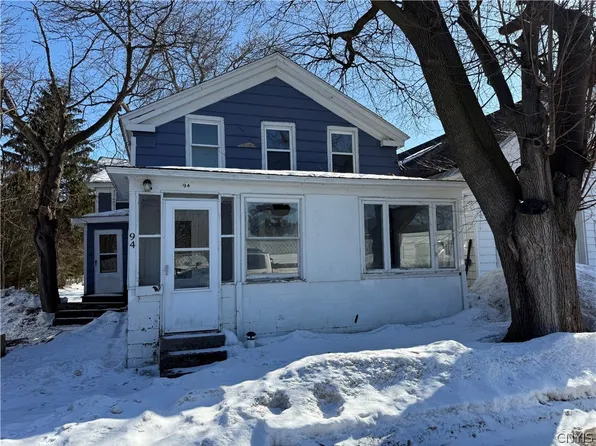 94 E Schuyler St, Oswego, NY 13126