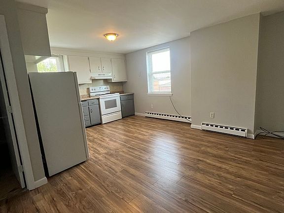 5th image of 21-23 W Main St #2