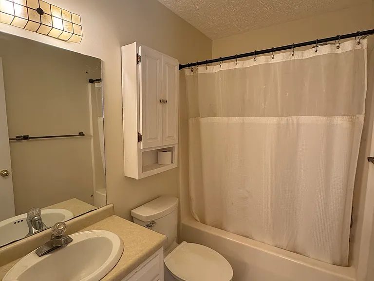 1041 Limmerick Dr — Photo 21
