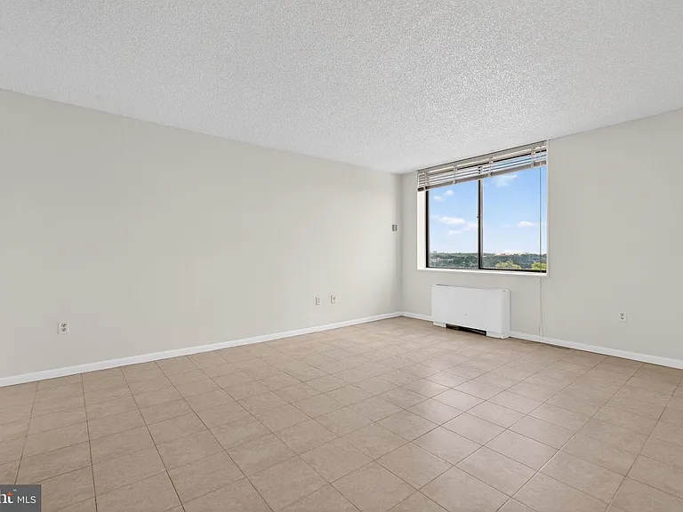 3701 S George Mason Dr #915N — Photo 9